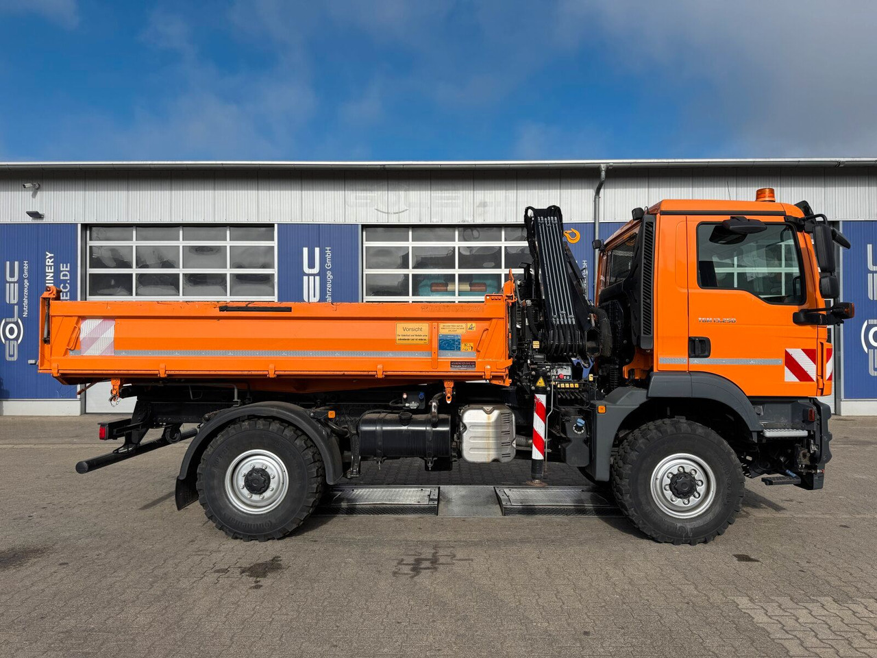 MAN TGM 13.250 4x4 Kipper Kran HIAB Winterd. - Самосвал, Автоманипулятор: фото 3 MAN TGM 13.250 4x4 Kipper Kran HIAB Winterd. - Самосвал, Автоманипулятор: фото 3
