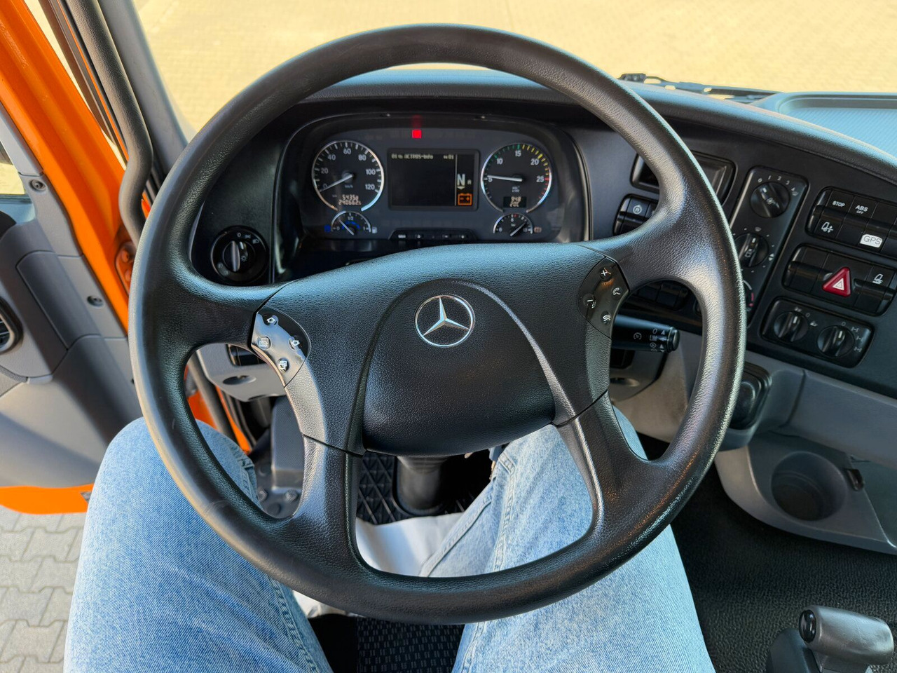 Автоманипулятор Mercedes-Benz ACTROS 2044 4x4 Kipper Kran ATLAS 65.2 A2L: фото 15