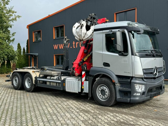 Mercedes-Benz ACTROS 2546 6x2 Abrollkip Kran Palfinger Q150Z95 - Крюковой мультилифт, Автоманипулятор: фото 1 Mercedes-Benz ACTROS 2546 6x2 Abrollkip Kran Palfinger Q150Z95 - Крюковой мультилифт, Автоманипулятор: фото 1