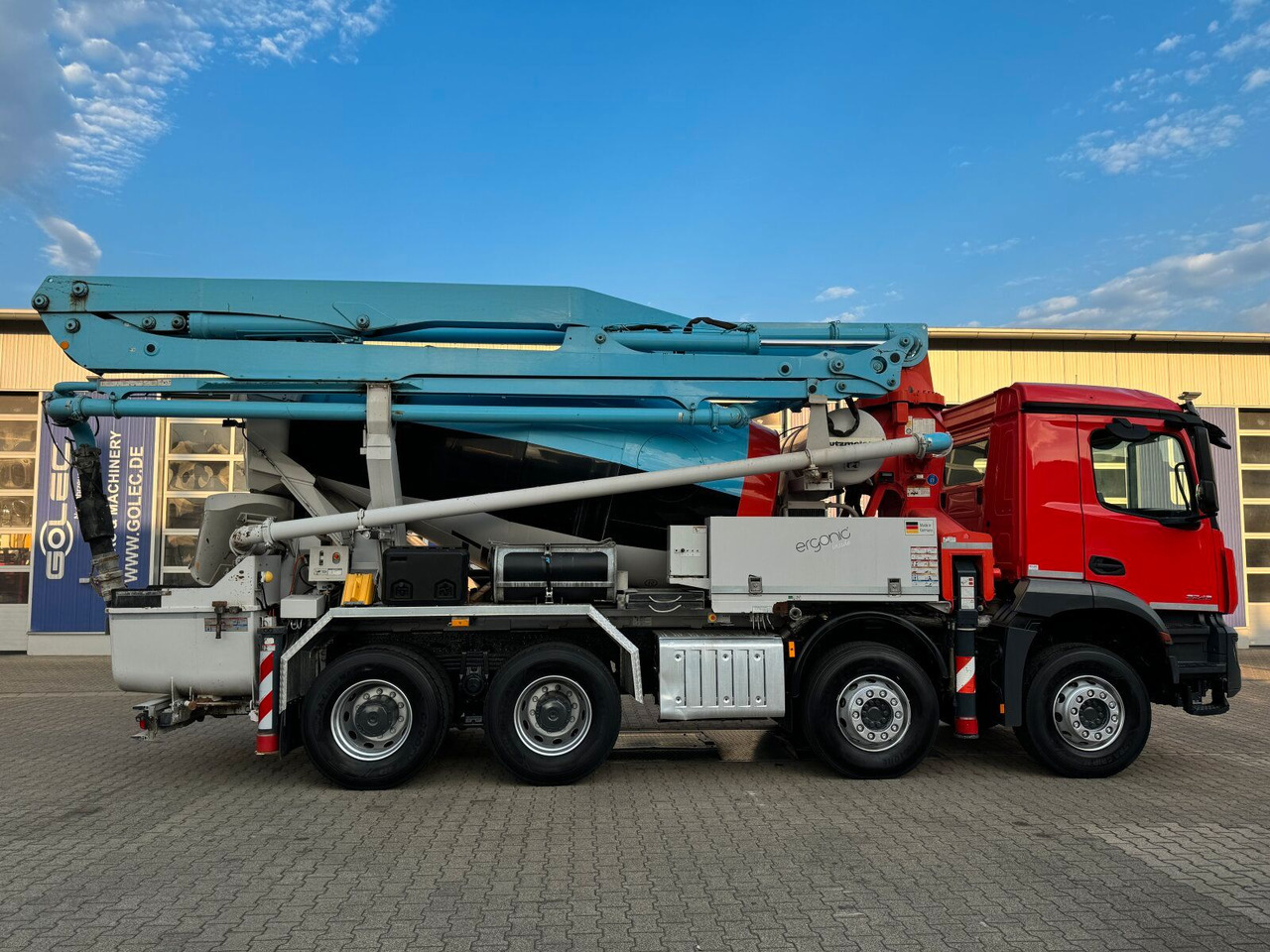 Mercedes-Benz AROCS 3243 8x4 Euro 6 Pumi Putzmeister TMM 24-3 - Автобетоносмеситель: фото 4 Mercedes-Benz AROCS 3243 8x4 Euro 6 Pumi Putzmeister TMM 24-3 - Автобетоносмеситель: фото 4