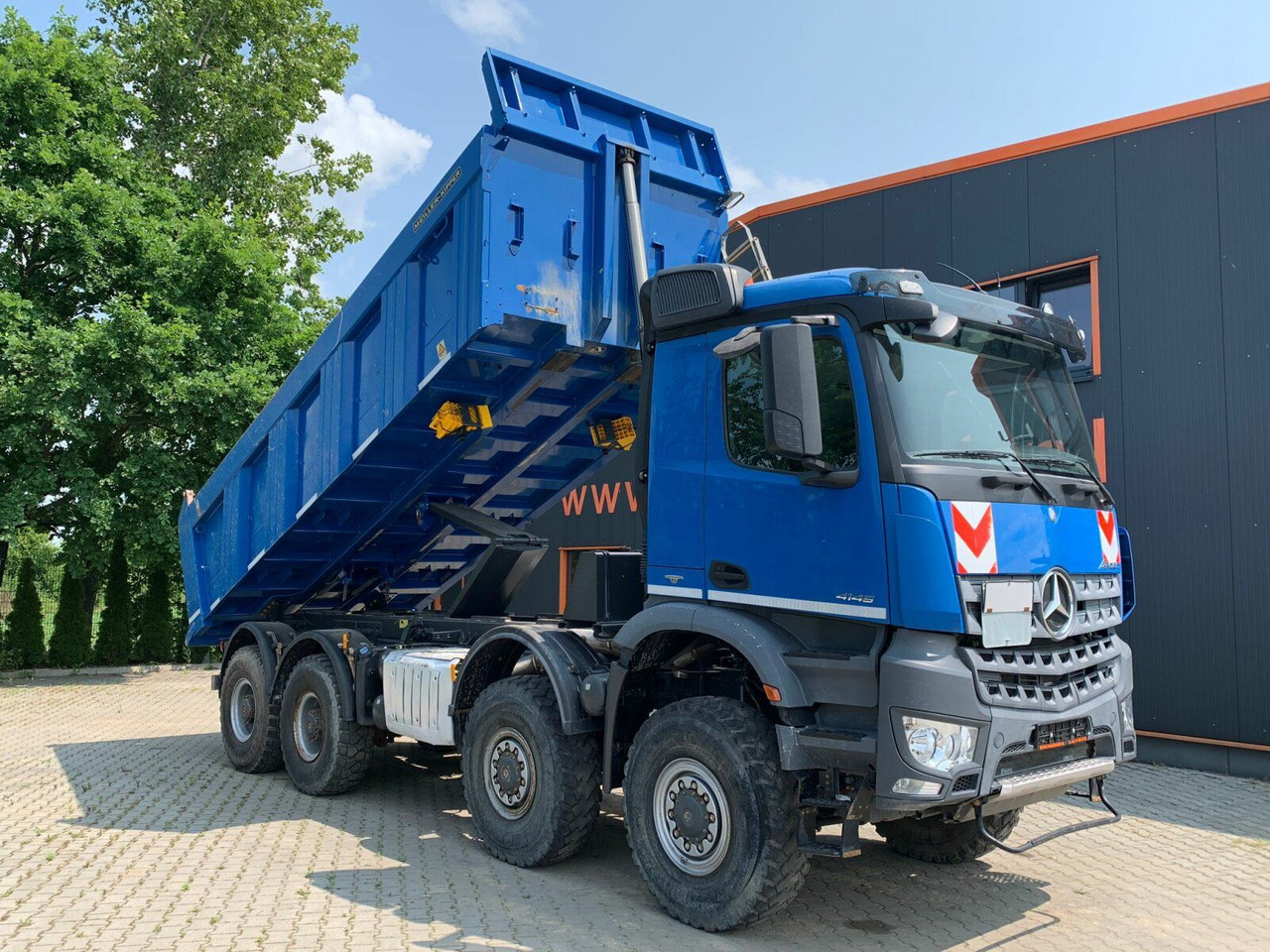 Mercedes-Benz AROCS 4145 8x8 EURO6 Muldenkipper TOP! - Самосвал: фото 2 Mercedes-Benz AROCS 4145 8x8 EURO6 Muldenkipper TOP! - Самосвал: фото 2