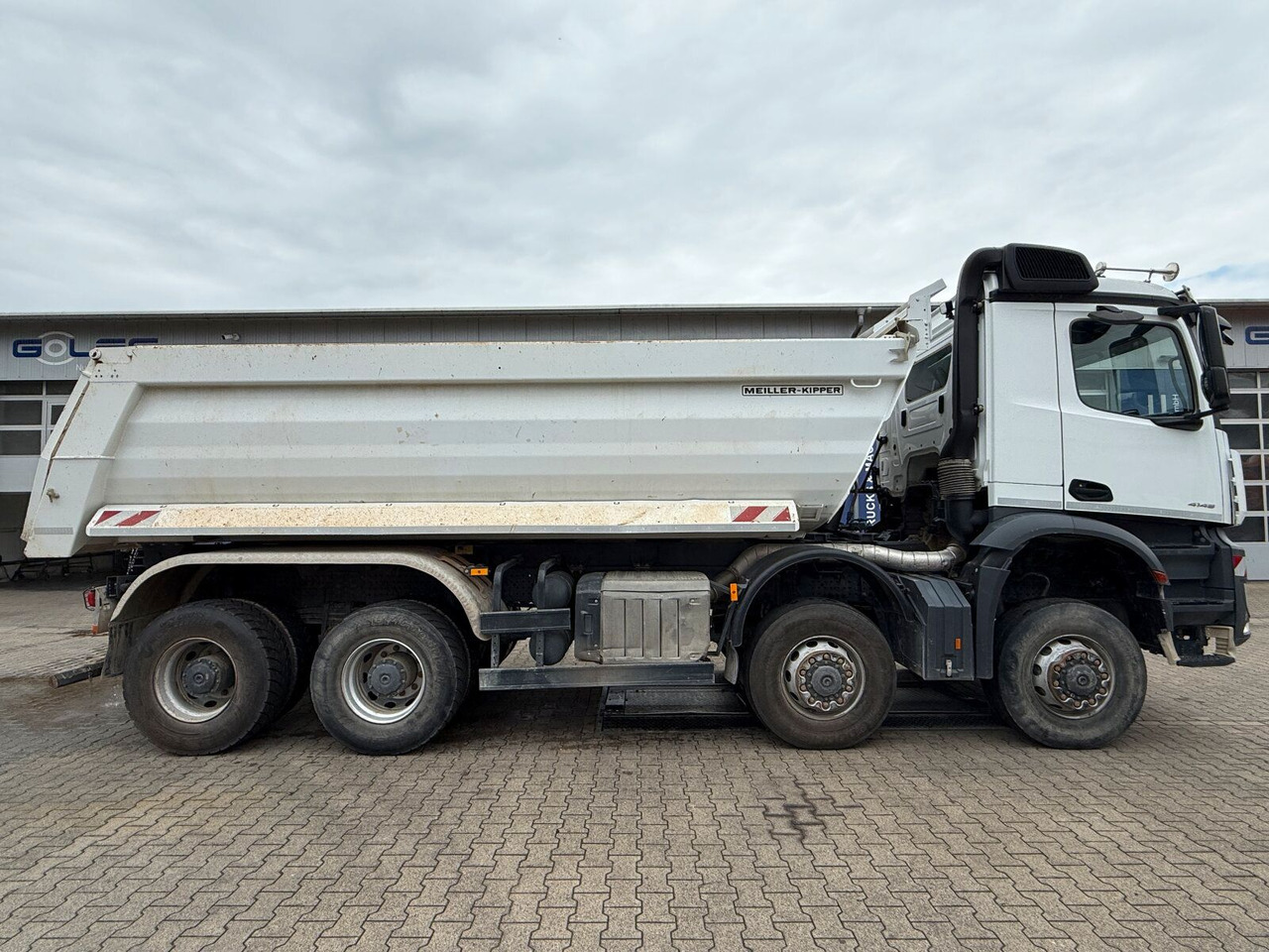 Mercedes-Benz AROCS 4145 8x8 Meiller Muldenkipper - Самосвал: фото 3 Mercedes-Benz AROCS 4145 8x8 Meiller Muldenkipper - Самосвал: фото 3