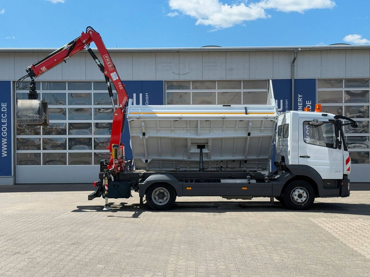 Mercedes-Benz ATEGO 818 4x2 Euro 6 Kipper Kran FASSI F65B.0.22 - Автоманипулятор: фото 4 Mercedes-Benz ATEGO 818 4x2 Euro 6 Kipper Kran FASSI F65B.0.22 - Автоманипулятор: фото 4