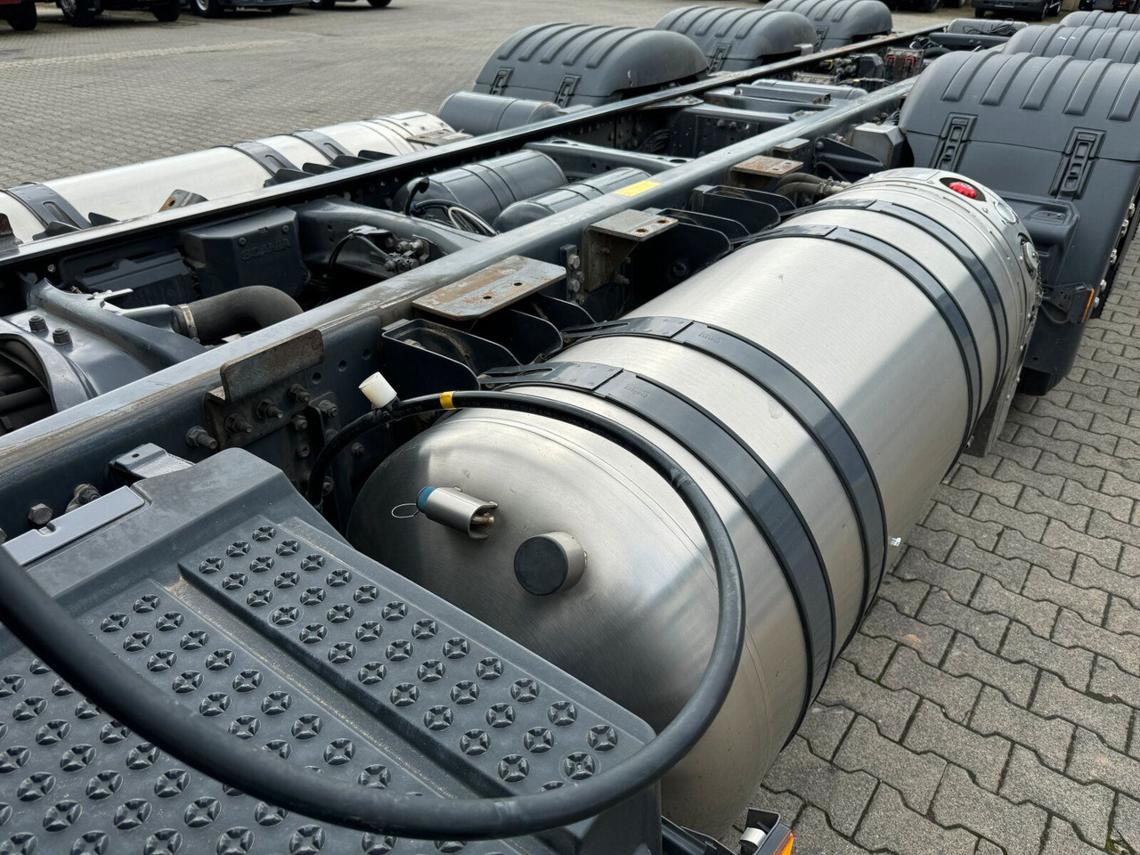Грузовик-шасси, Автоманипулятор Scania G 410 B8x2*6 NB LNG Fahrgestell Nebenantrieb: фото 8