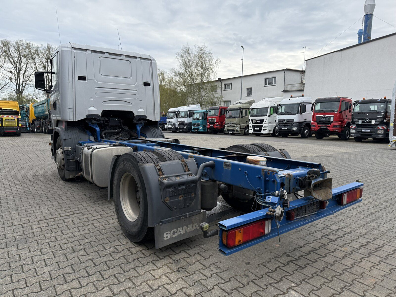 Scania R 420 Tankwagen ADR Fahrgestell Retarder Volluft - Грузовик-цистерна: фото 5 Scania R 420 Tankwagen ADR Fahrgestell Retarder Volluft - Грузовик-цистерна: фото 5