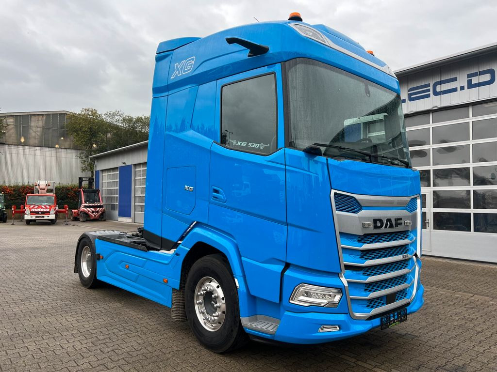 Тягач DAF XG 530 FT Spacecab Zugmaschine Mirror Cam: фото 1