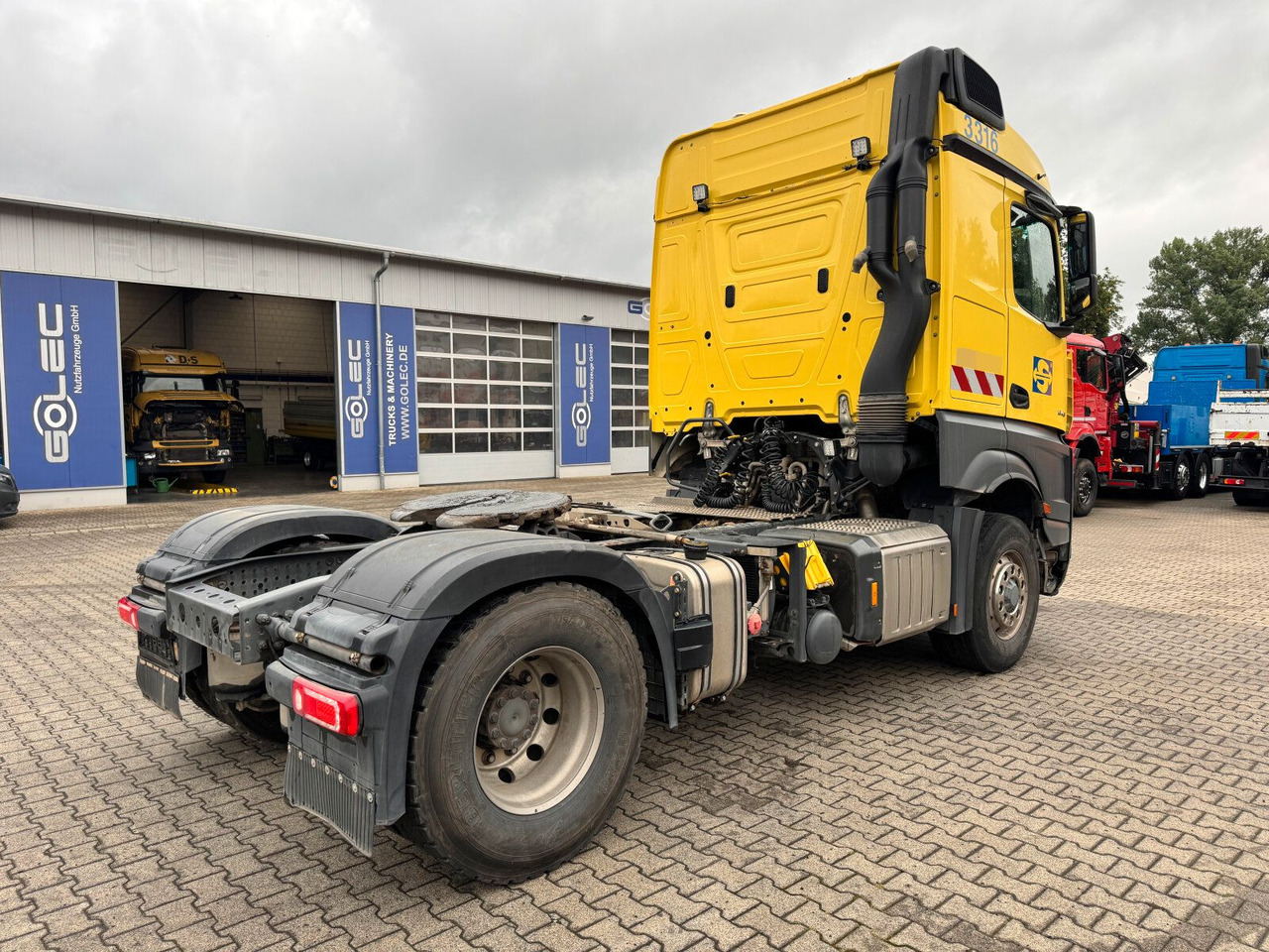 Mercedes-Benz ACTROS 1846 4x4 HAD Eur 6 Kipphydraulik Retarder - Тягач: фото 3 Mercedes-Benz ACTROS 1846 4x4 HAD Eur 6 Kipphydraulik Retarder - Тягач: фото 3