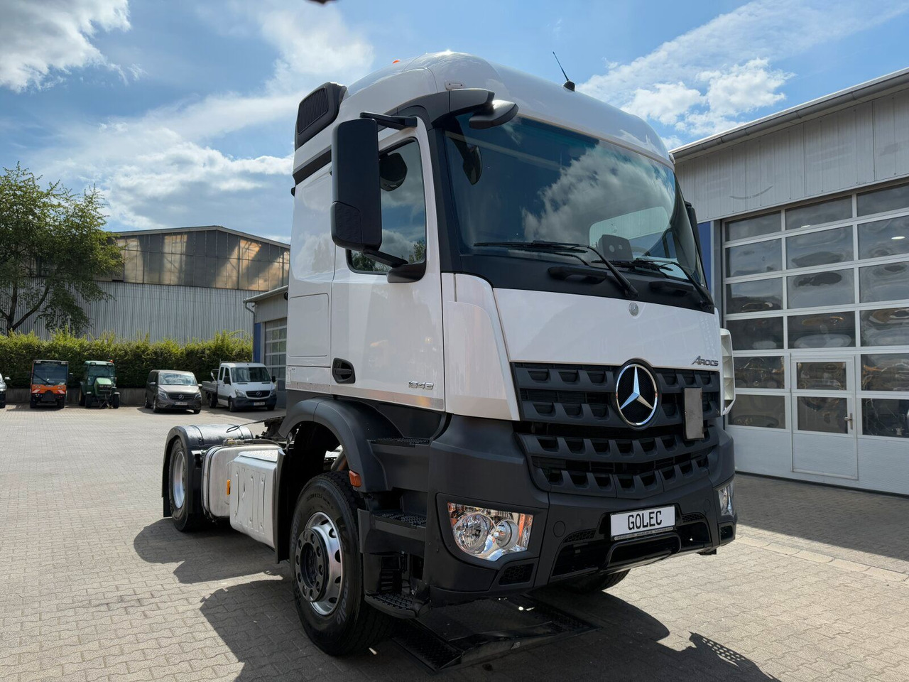 Mercedes-Benz Actros 1843 SZM 4x2 Kipphydraulik - Тягач: фото 1 Mercedes-Benz Actros 1843 SZM 4x2 Kipphydraulik - Тягач: фото 1