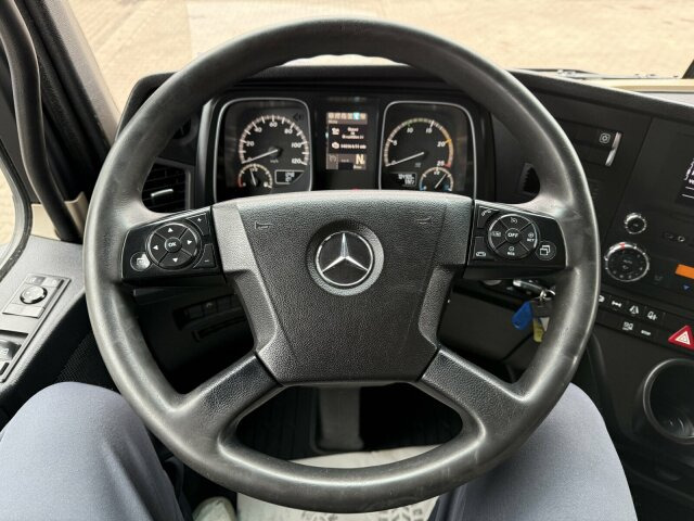 Mercedes-Benz Actros 1845 SZM 4x2 Retarder Kipphydraulik - Тягач: фото 2 Mercedes-Benz Actros 1845 SZM 4x2 Retarder Kipphydraulik - Тягач: фото 2