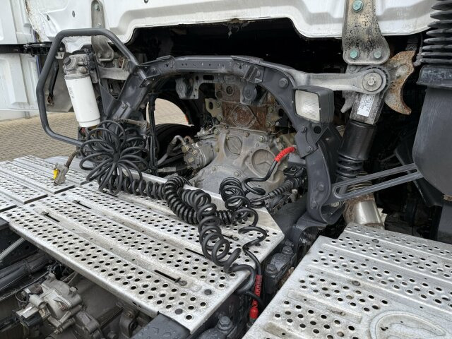 Mercedes-Benz MB Actros 1845 LS Sattelzugmaschine 4x2 - Тягач: фото 3 Mercedes-Benz MB Actros 1845 LS Sattelzugmaschine 4x2 - Тягач: фото 3