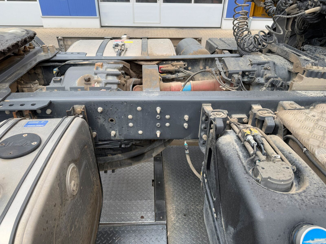 Тягач Scania G450 XT 4x4 Euro 6 SZM Kipphydraulik Blatt/ Luft: фото 15