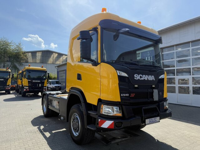 Scania G450 XT 4x4 Euro 6 SZM Kipphydraulik Blatt/ Luft - Тягач: фото 1 Scania G450 XT 4x4 Euro 6 SZM Kipphydraulik Blatt/ Luft - Тягач: фото 1
