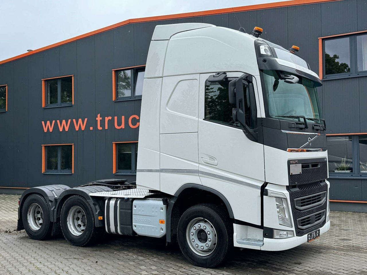 Volvo FH 540 6x4 EURO6 SZM - Тягач: фото 1 Volvo FH 540 6x4 EURO6 SZM - Тягач: фото 1
