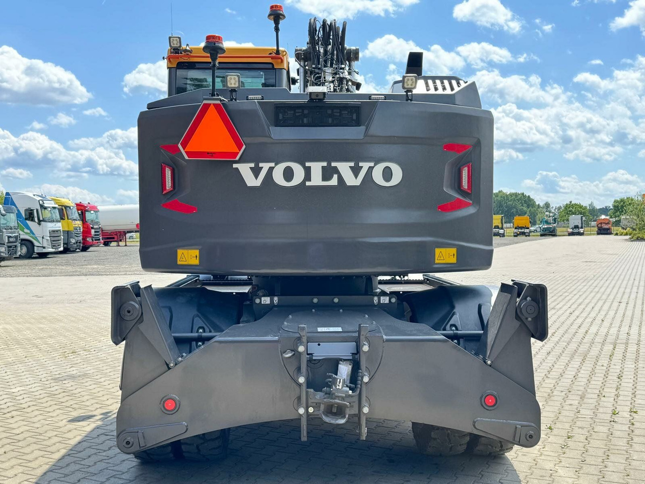 Колёсный экскаватор Volvo EWR150E Mobilbagger mit ROTATOR ENCONG EC319: фото 6