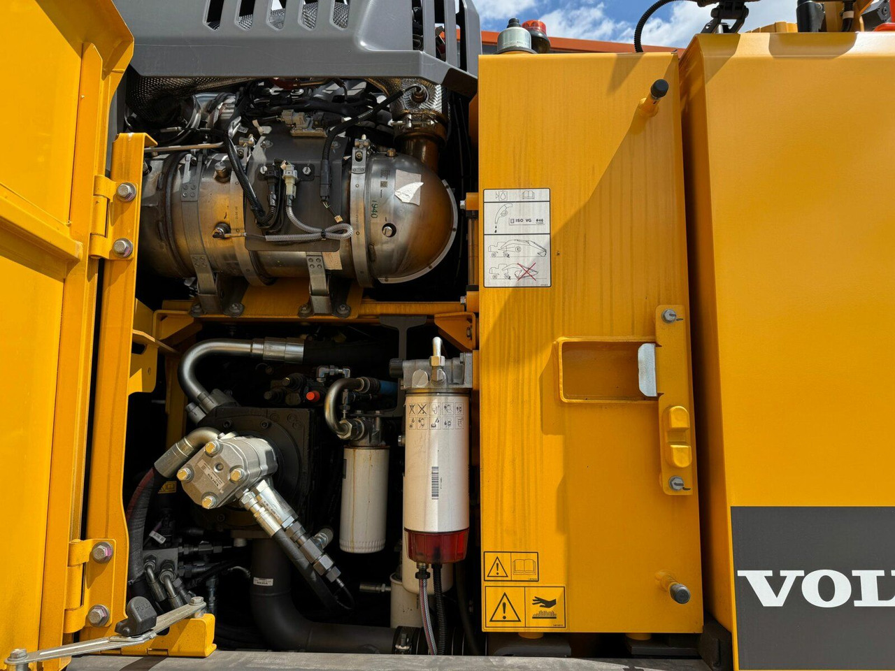 Колёсный экскаватор Volvo EWR150E Mobilbagger mit ROTATOR ENCONG EC319: фото 28