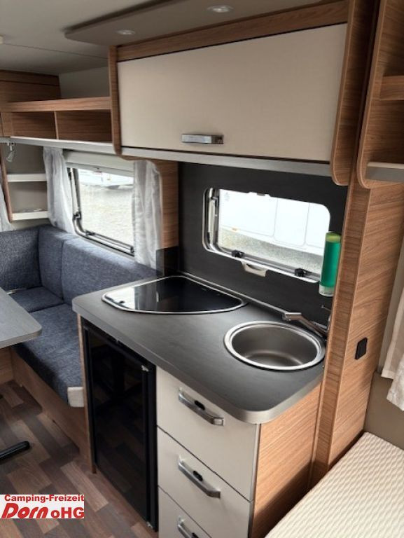 Прицеп дача Weinsberg CaraOne 450 FU Fußbodenerw.elektrisch: фото 11 Прицеп дача Weinsberg CaraOne 450 FU Fußbodenerw.elektrisch: фото 11