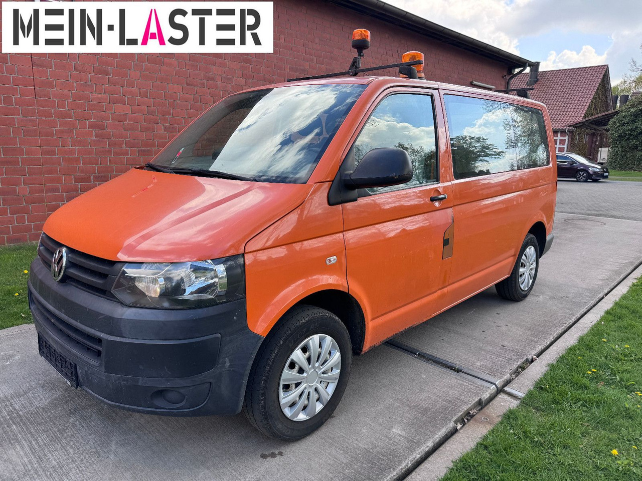 Volkswagen T5 2.0 tdi Bus 9 Sitzer - Пассажирский фургон: фото 2 Volkswagen T5 2.0 tdi Bus 9 Sitzer - Пассажирский фургон: фото 2