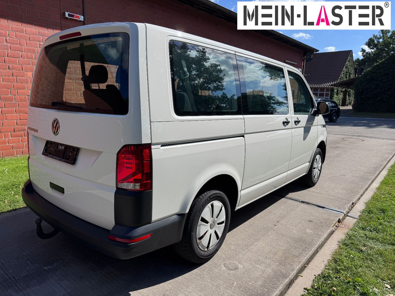 Volkswagen T6 2.0 tdi Standheizung Navigation AHK TÜV 5-27 - Пассажирский фургон: фото 5 Volkswagen T6 2.0 tdi Standheizung Navigation AHK TÜV 5-27 - Пассажирский фургон: фото 5