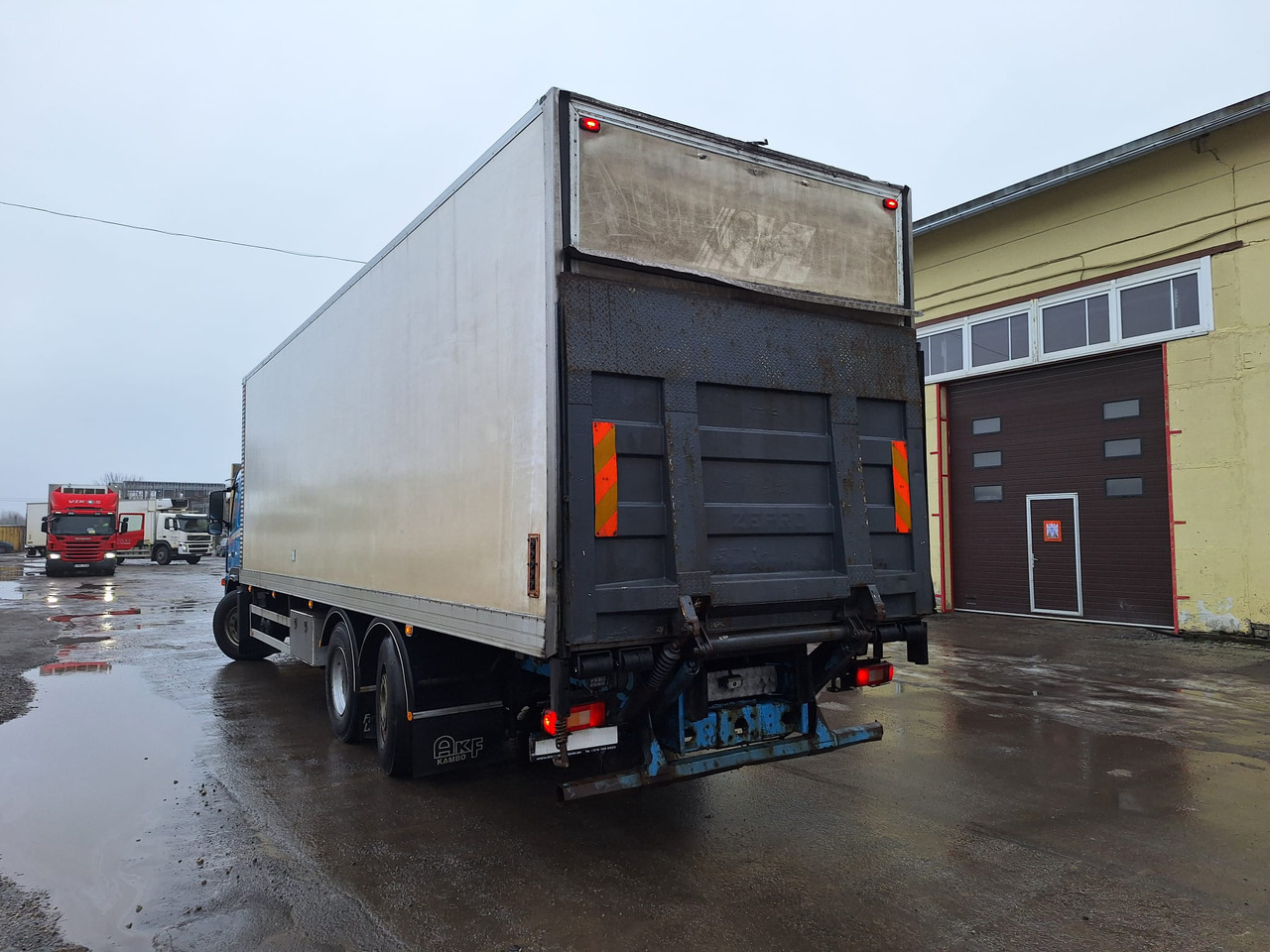 VOLVO FM12.380 - Грузовик: фото 3 VOLVO FM12.380 - Грузовик: фото 3