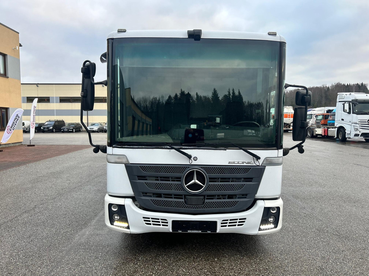 MERCEDES-BENZ ECONIC 2630 - Мусоровоз: фото 5 MERCEDES-BENZ ECONIC 2630 - Мусоровоз: фото 5