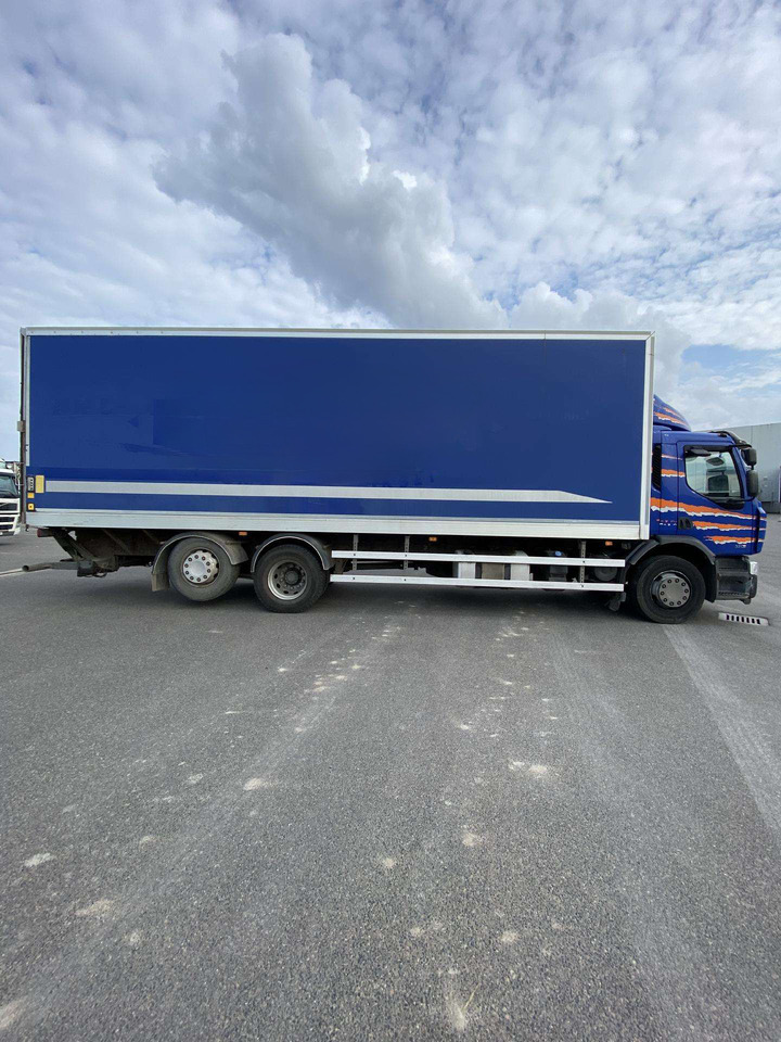 RENAULT Premium 320 - Грузовик с закрытым кузовом: фото 4 RENAULT Premium 320 - Грузовик с закрытым кузовом: фото 4