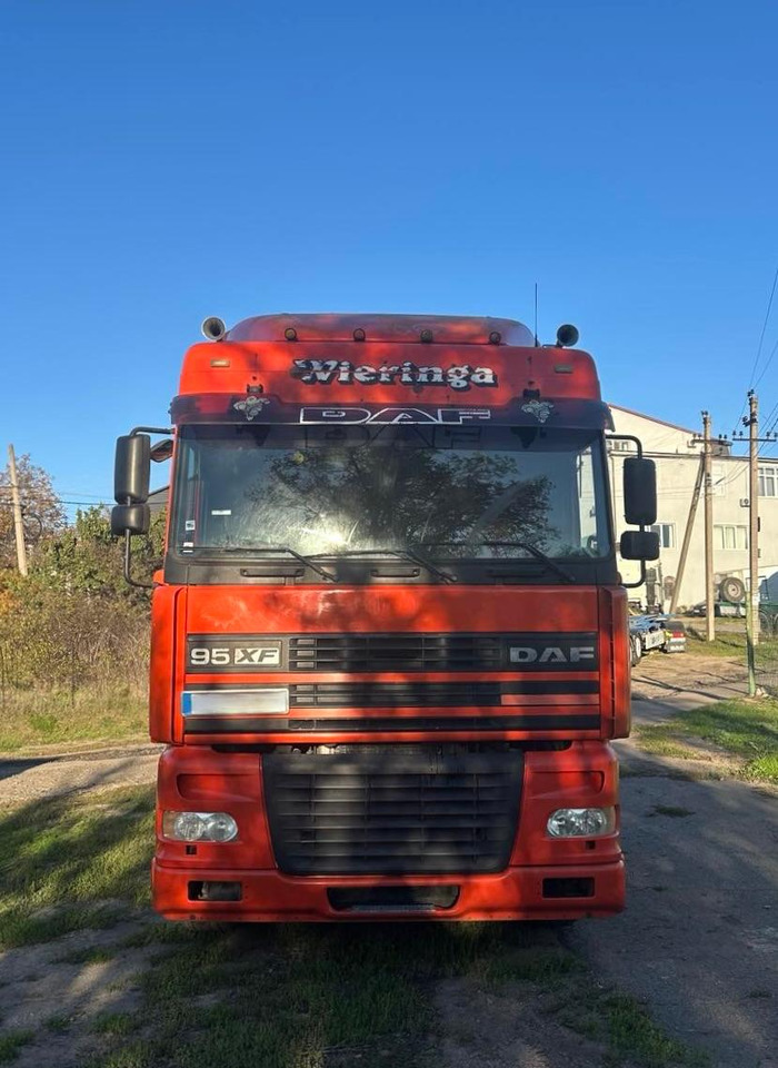 DAF XF 95.380 - Тягач: фото 2 DAF XF 95.380 - Тягач: фото 2