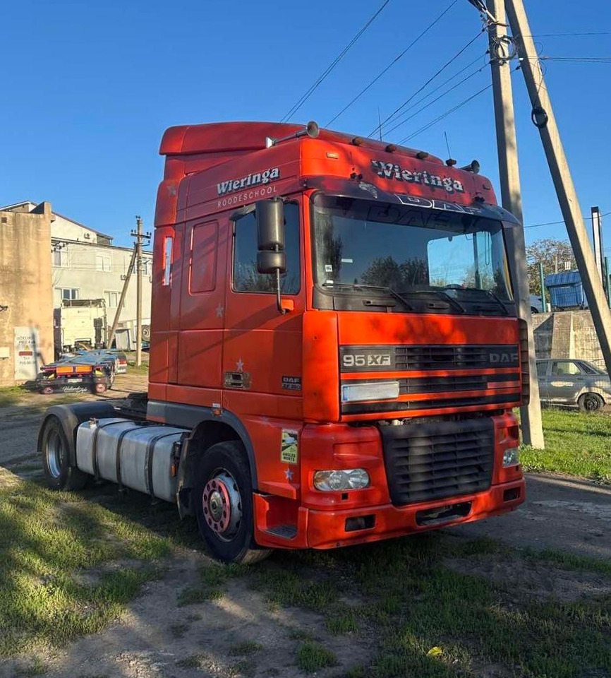 DAF XF 95.380 - Тягач: фото 1 DAF XF 95.380 - Тягач: фото 1