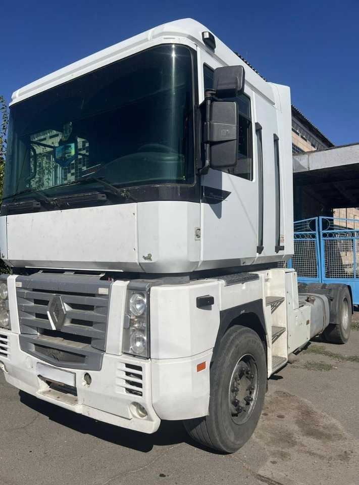 RENAULT Magnum 440 ID1576S - Тягач: фото 3 RENAULT Magnum 440 ID1576S - Тягач: фото 3