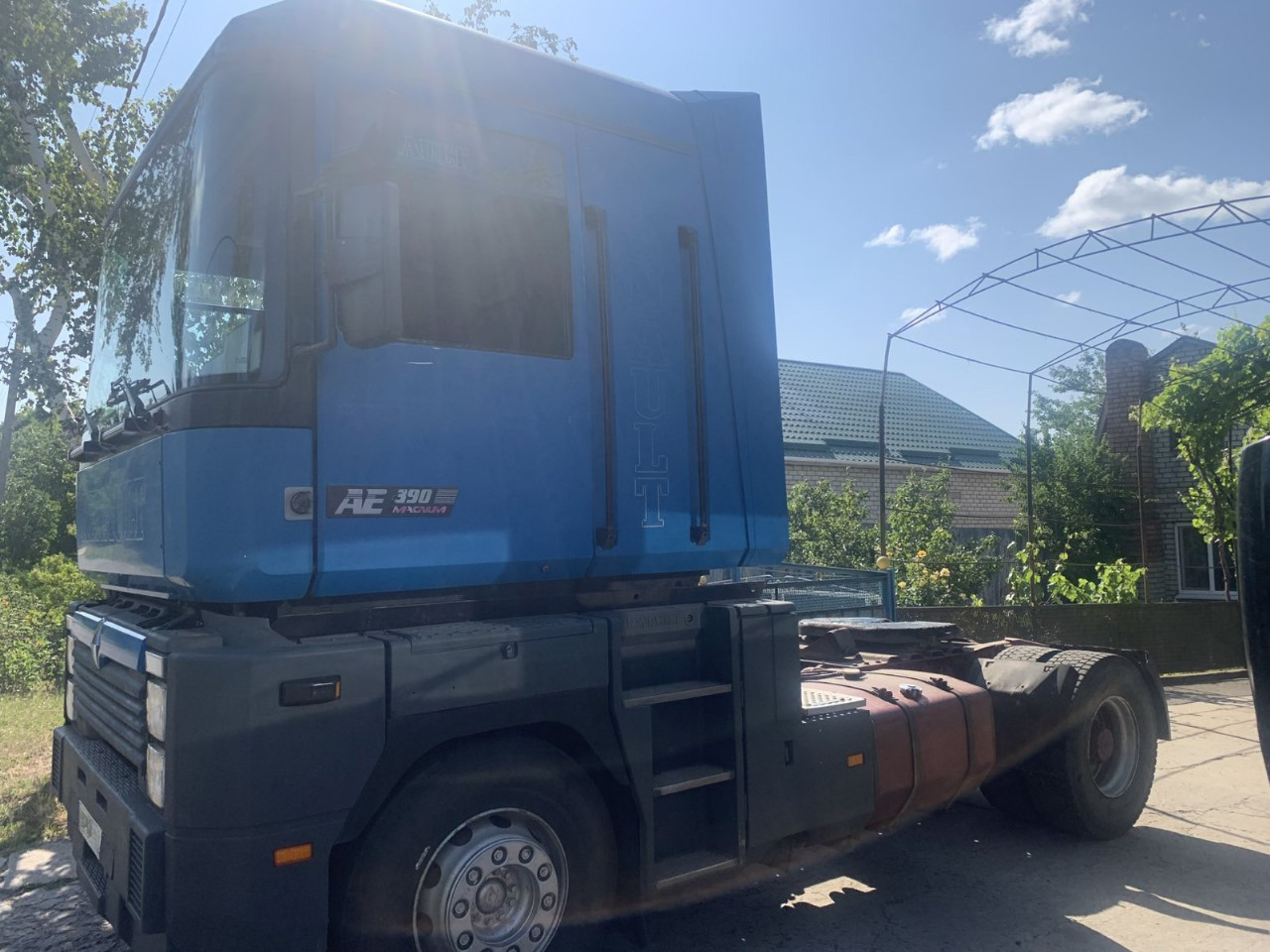 RENAULT Magnum AE390 - Тягач: фото 2 RENAULT Magnum AE390 - Тягач: фото 2