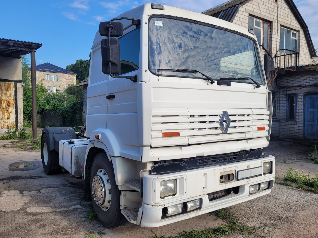 RENAULT Manager - Тягач: фото 1 RENAULT Manager - Тягач: фото 1