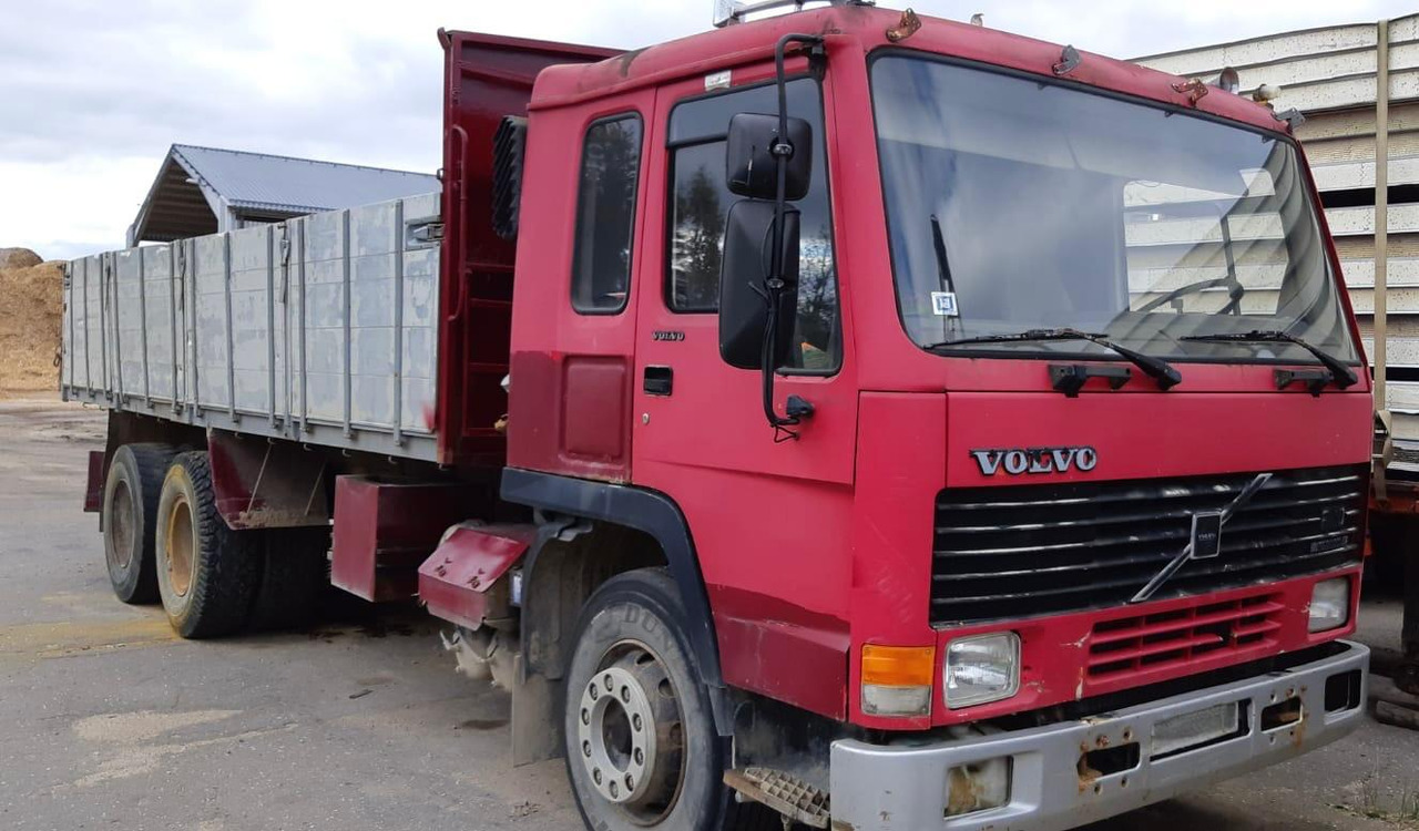 VOLVO FL10 - Самосвал: фото 1 VOLVO FL10 - Самосвал: фото 1