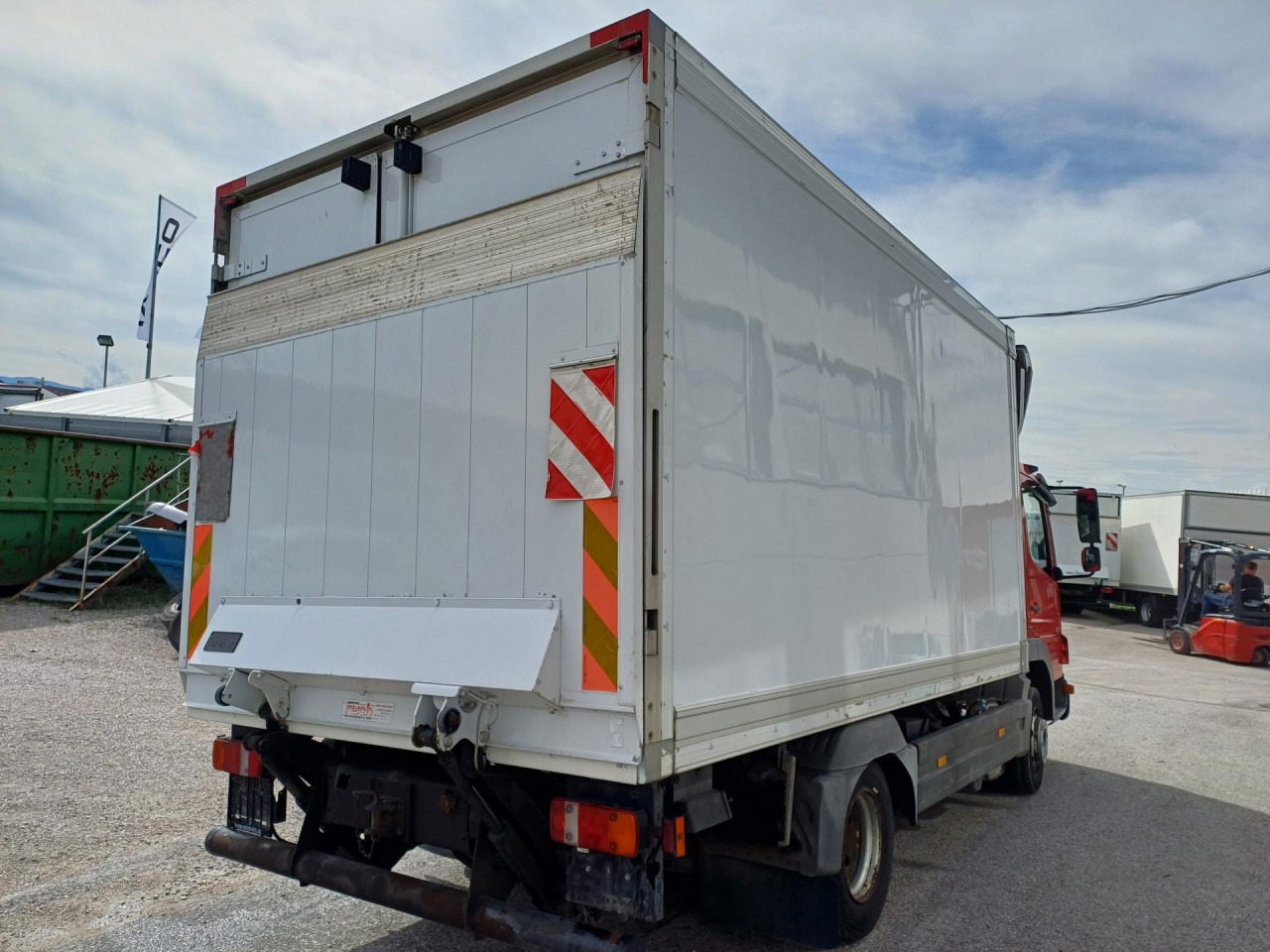 MERCEDES-BENZ 816 Euro5 AHK Luftfeder - Фургон-рефрижератор: фото 5 MERCEDES-BENZ 816 Euro5 AHK Luftfeder - Фургон-рефрижератор: фото 5