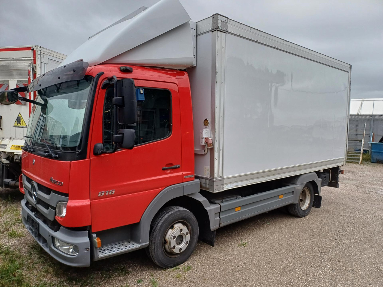 MERCEDES-BENZ 816 Euro5 AHK Luftfeder - Фургон-рефрижератор: фото 4 MERCEDES-BENZ 816 Euro5 AHK Luftfeder - Фургон-рефрижератор: фото 4
