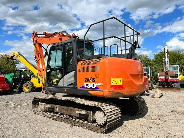 Hitachi ZX 130 LC N-6 - Гусеничный экскаватор: фото 5 Hitachi ZX 130 LC N-6 - Гусеничный экскаватор: фото 5