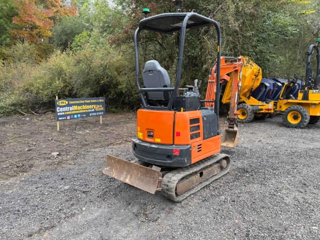 Hitachi ZX 19 U-6 - Мини-экскаватор: фото 4 Hitachi ZX 19 U-6 - Мини-экскаватор: фото 4