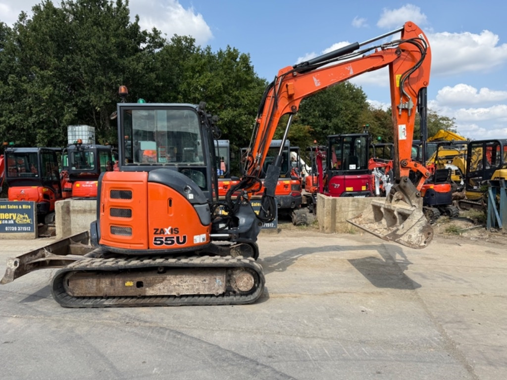 Hitachi ZX 55 U-5 A CLR - Мини-экскаватор: фото 1 Hitachi ZX 55 U-5 A CLR - Мини-экскаватор: фото 1