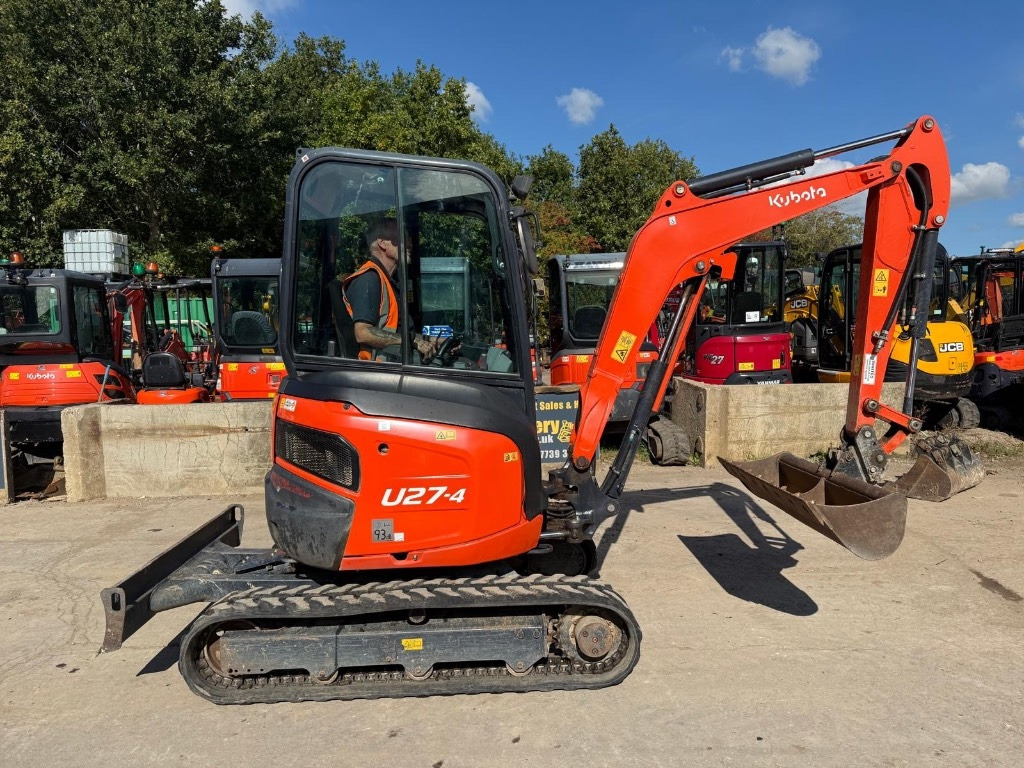 Kubota U 27-4  - Мини-экскаватор: фото 1 Kubota U 27-4  - Мини-экскаватор: фото 1
