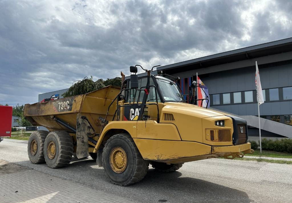 Сочленённый самосвал CAT 730 C Auto lubrication + Klima CE + EPA: фото 7 Сочленённый самосвал CAT 730 C Auto lubrication + Klima CE + EPA: фото 7