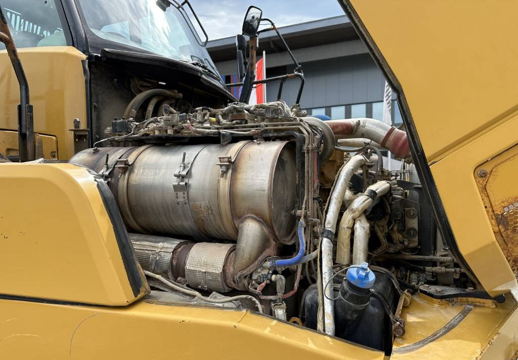 Сочленённый самосвал CAT 730 C Auto lubrication + Klima CE + EPA: фото 22 Сочленённый самосвал CAT 730 C Auto lubrication + Klima CE + EPA: фото 22