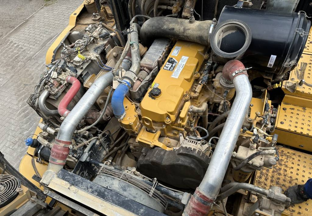 Сочленённый самосвал CAT 730 C Auto lubrication + Klima CE + EPA: фото 17 Сочленённый самосвал CAT 730 C Auto lubrication + Klima CE + EPA: фото 17