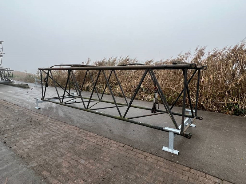 Hitachi KH 180-3 - Стрела для Кранов: фото 2 Hitachi KH 180-3 - Стрела для Кранов: фото 2