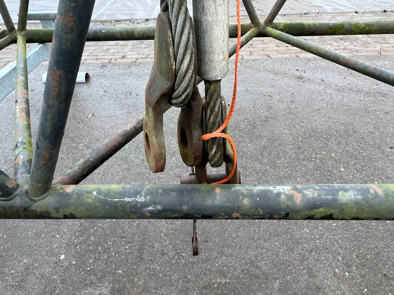 Hitachi KH 180-3 - Стрела для Кранов: фото 4 Hitachi KH 180-3 - Стрела для Кранов: фото 4