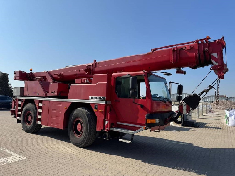 Liebherr LTM 1030-2.1 - Вседорожный кран: фото 2 Liebherr LTM 1030-2.1 - Вседорожный кран: фото 2