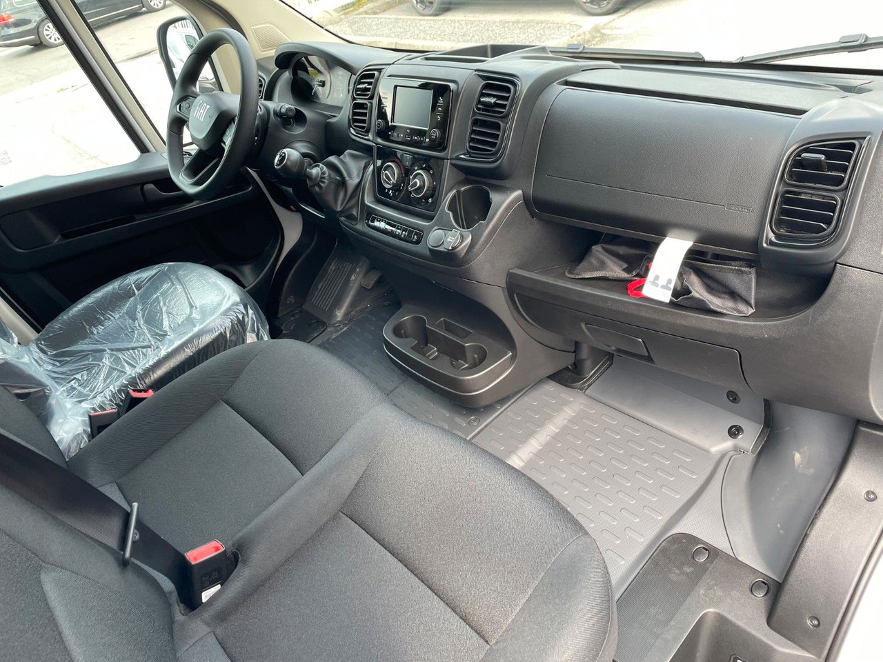 Fiat Ducato S2 Kasten 30L L2H1-120-PS-Lager - Легковой фургон: фото 5 Fiat Ducato S2 Kasten 30L L2H1-120-PS-Lager - Легковой фургон: фото 5