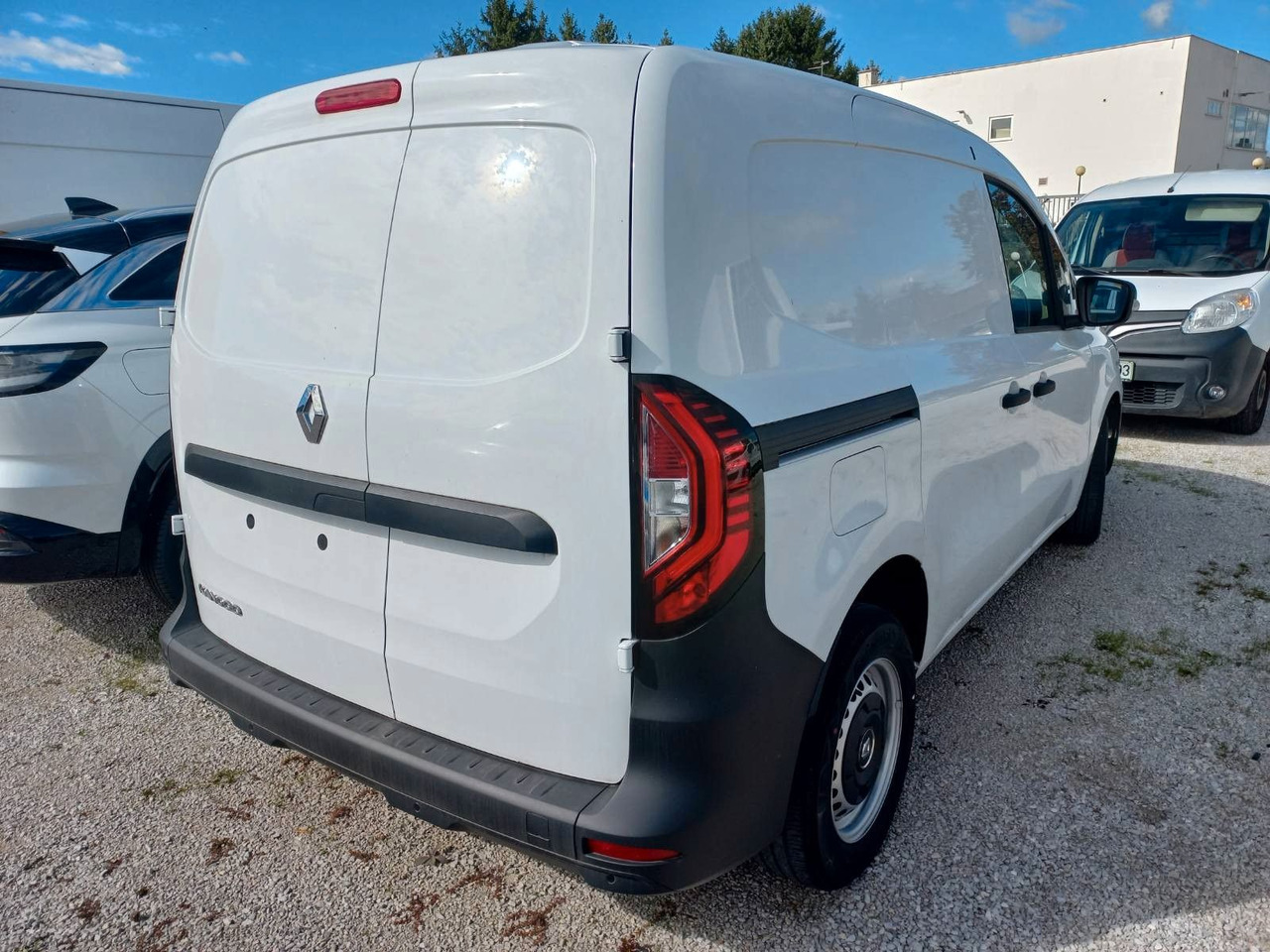 Renault Kangoo Van Comfort Open Sesame 115 - Легковой фургон: фото 2 Renault Kangoo Van Comfort Open Sesame 115 - Легковой фургон: фото 2