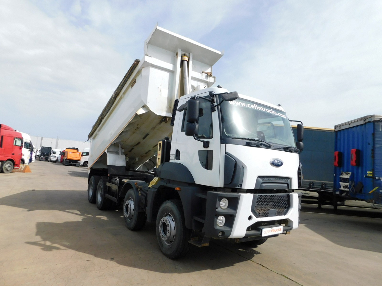 Ford 4142d 8x4 dcab e6 16s2230 - Самосвал: фото 2 Ford 4142d 8x4 dcab e6 16s2230 - Самосвал: фото 2