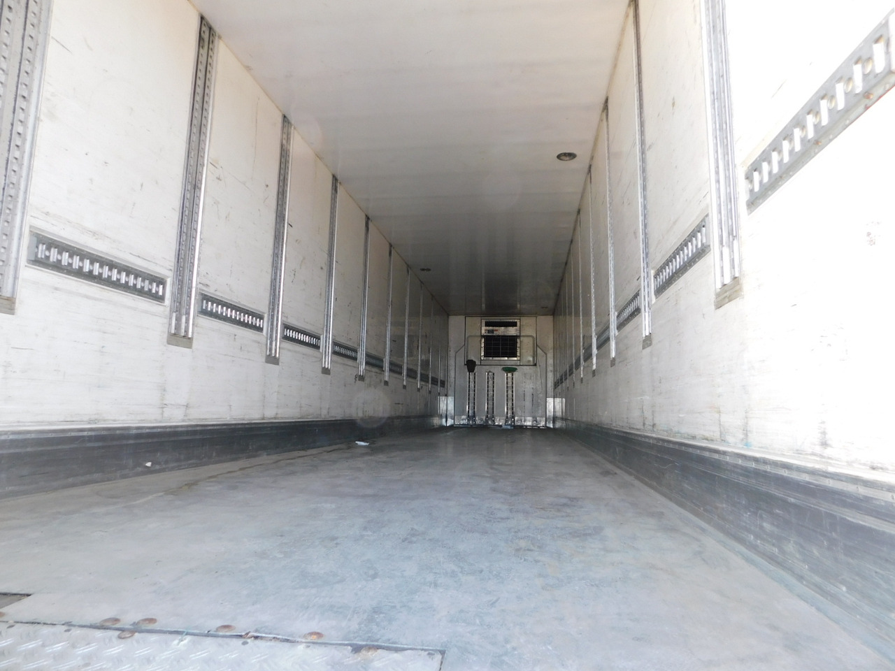 Полуприцеп-рефрижератор Krone Sdr27: фото 7