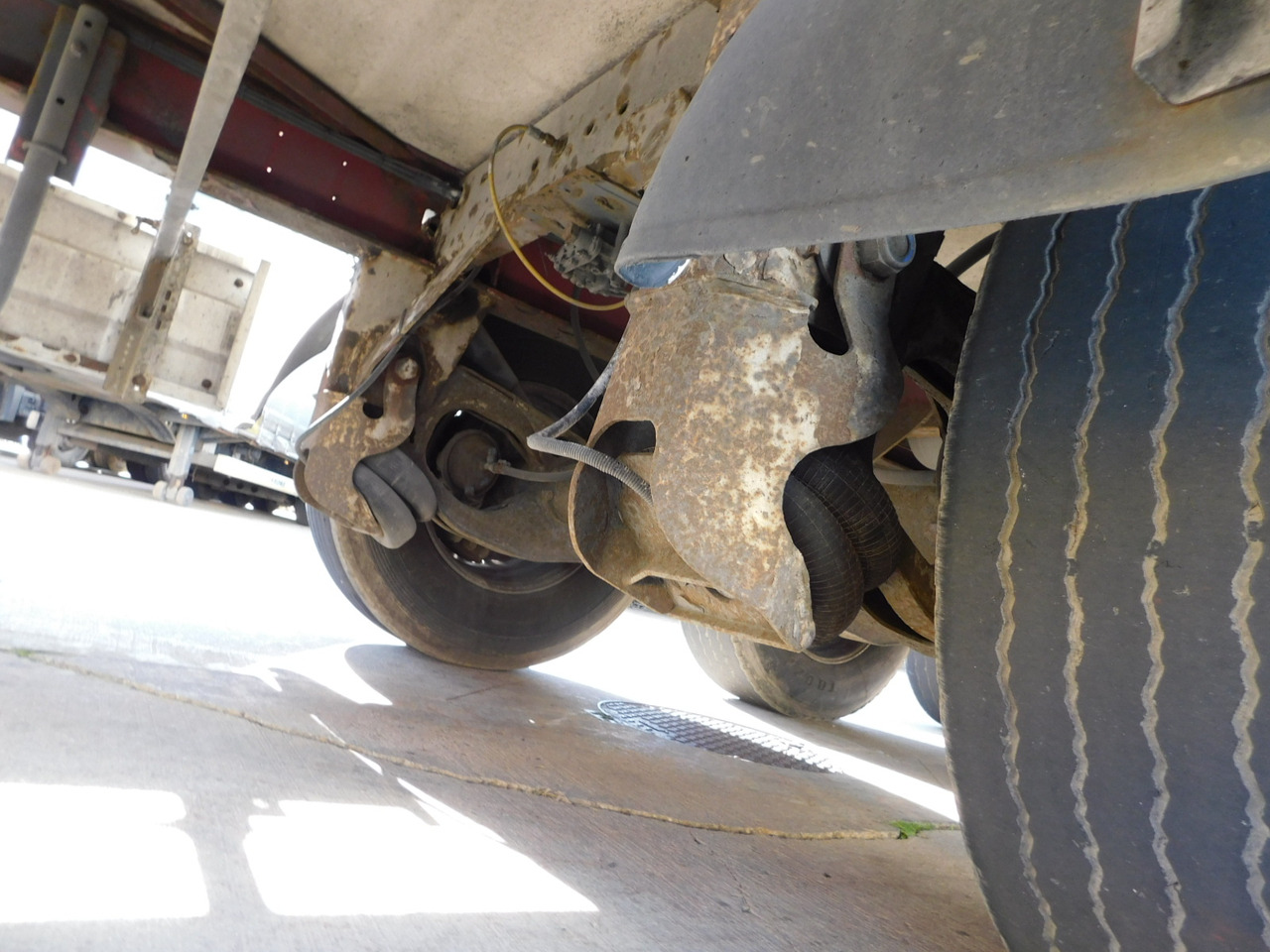 Krone Sdr27 - Полуприцеп-рефрижератор: фото 5 Krone Sdr27 - Полуприцеп-рефрижератор: фото 5