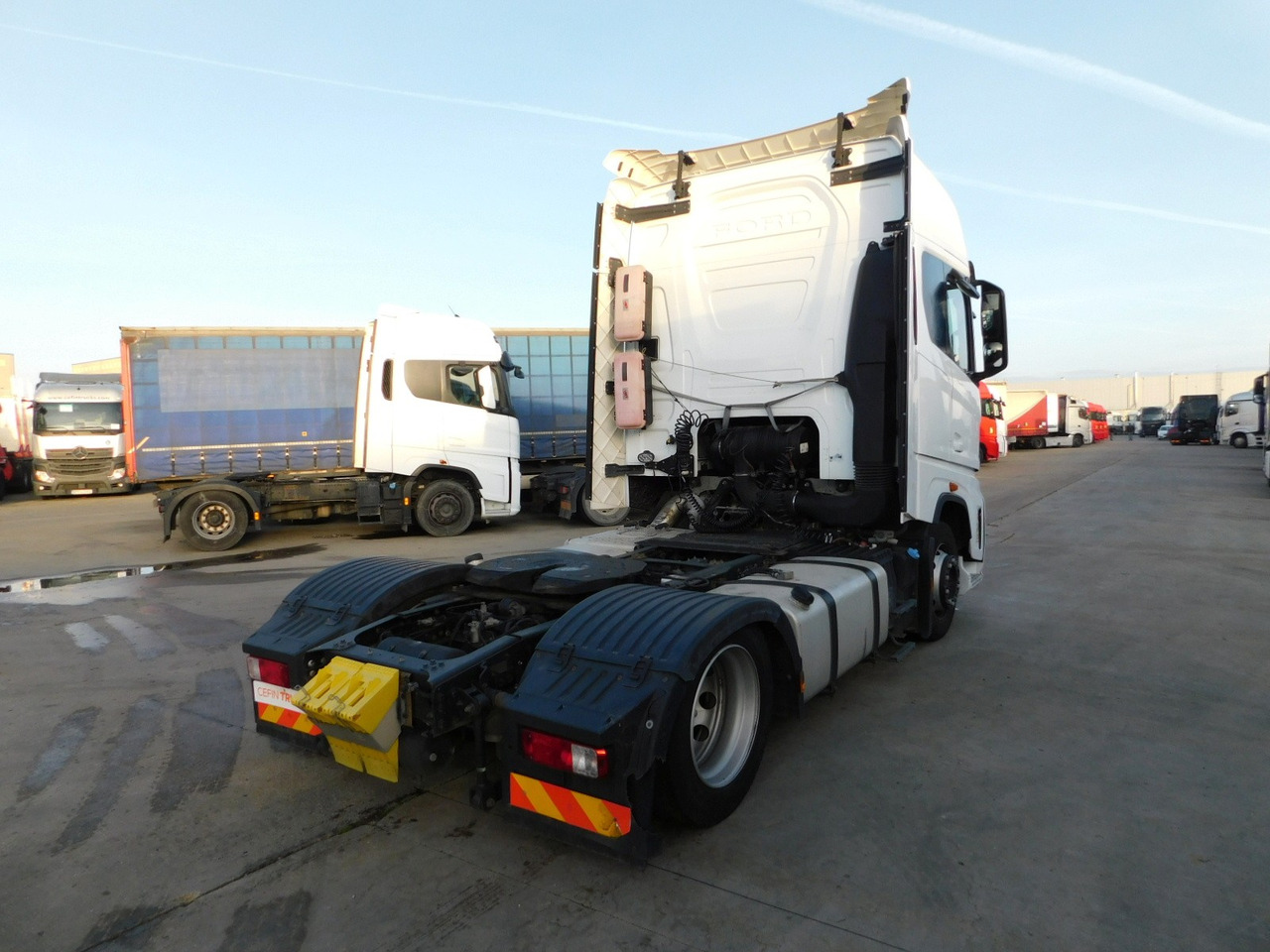 Ford F max ll 4x2 scab e6 12tx2620 - Тягач: фото 3 Ford F max ll 4x2 scab e6 12tx2620 - Тягач: фото 3