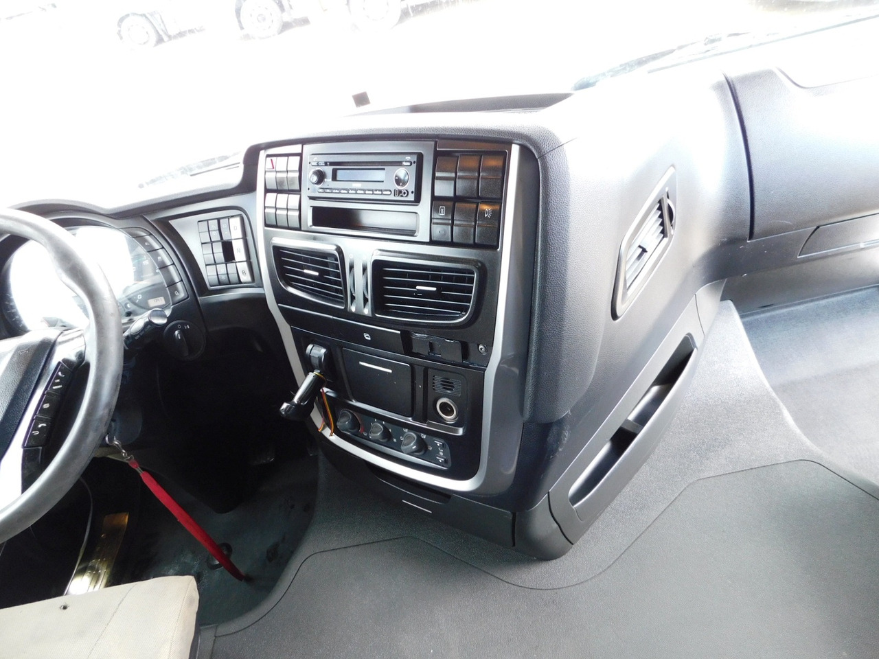 Тягач Iveco As440tp: фото 6
